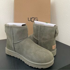 Ugg Boots Classic Mini Olive Green Size 7 Mens